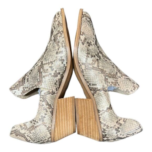 Chinese Laundry Fortune Bootie in Tan Snake Print - Picture 3 of 10